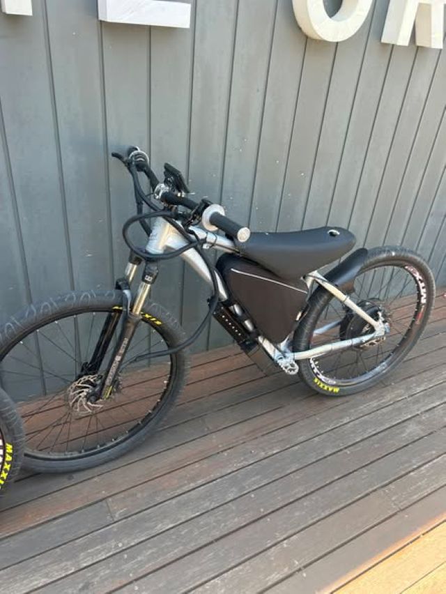 Hobsons Bay E-Bike action