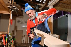 Cricket bat maker moves business out of Kingsville