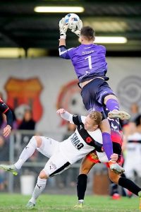 Altona Magic settles into an early groove