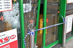 Thieves make off with ciggies