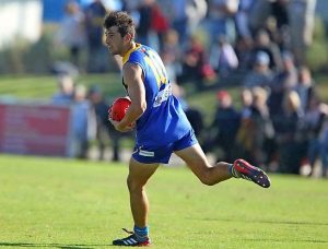 Williamstown holds firm