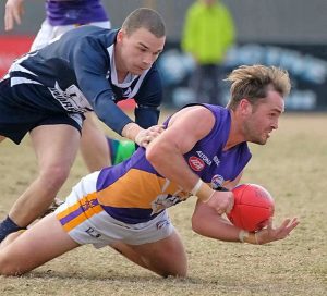 Altona seek end to mini-slump in top spot attack