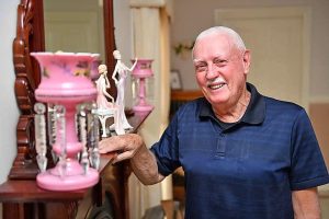 Antique lovers flock to Williamstown