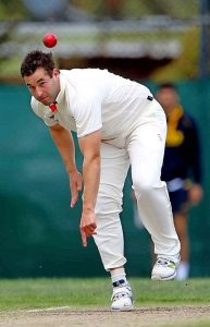 Footscray closes in on win