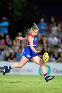 Western Bulldogs unfurl flag and take home the points