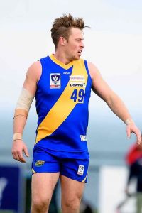 Early lead sets up victory for Williamstown