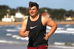 Olly’s big run for asylum seekers