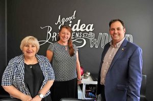 Minister praises The Idea Collective